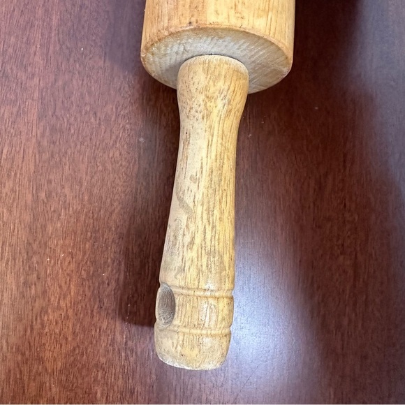 🌟3/$20🌟 WOOD Rolling Pin - Picture 8 of 9
